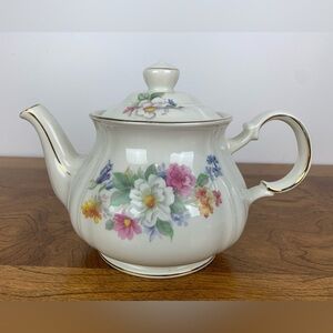 Sadler Teapot White Pink Flowers Made in England Vintage English Teapot